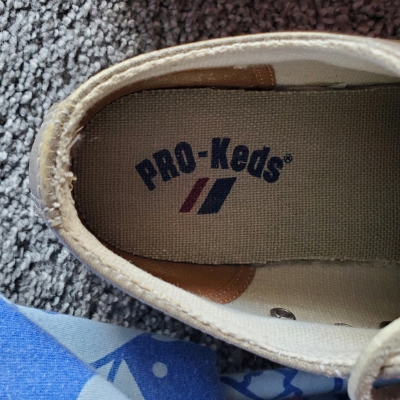 Canvas Pro-Keds (Unisex) - Picture 2 of 3